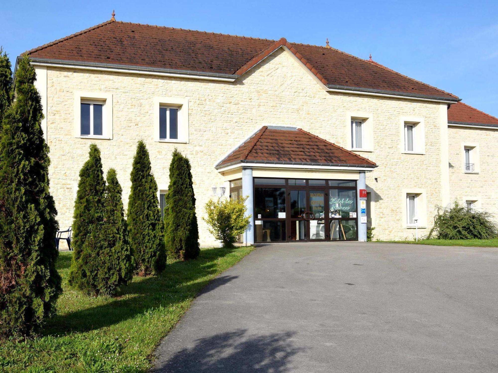 Hotel Logis Des Sources Créney-près-Troyes Exteriér fotografie